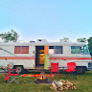 Meet your Posher, Benjamin blake